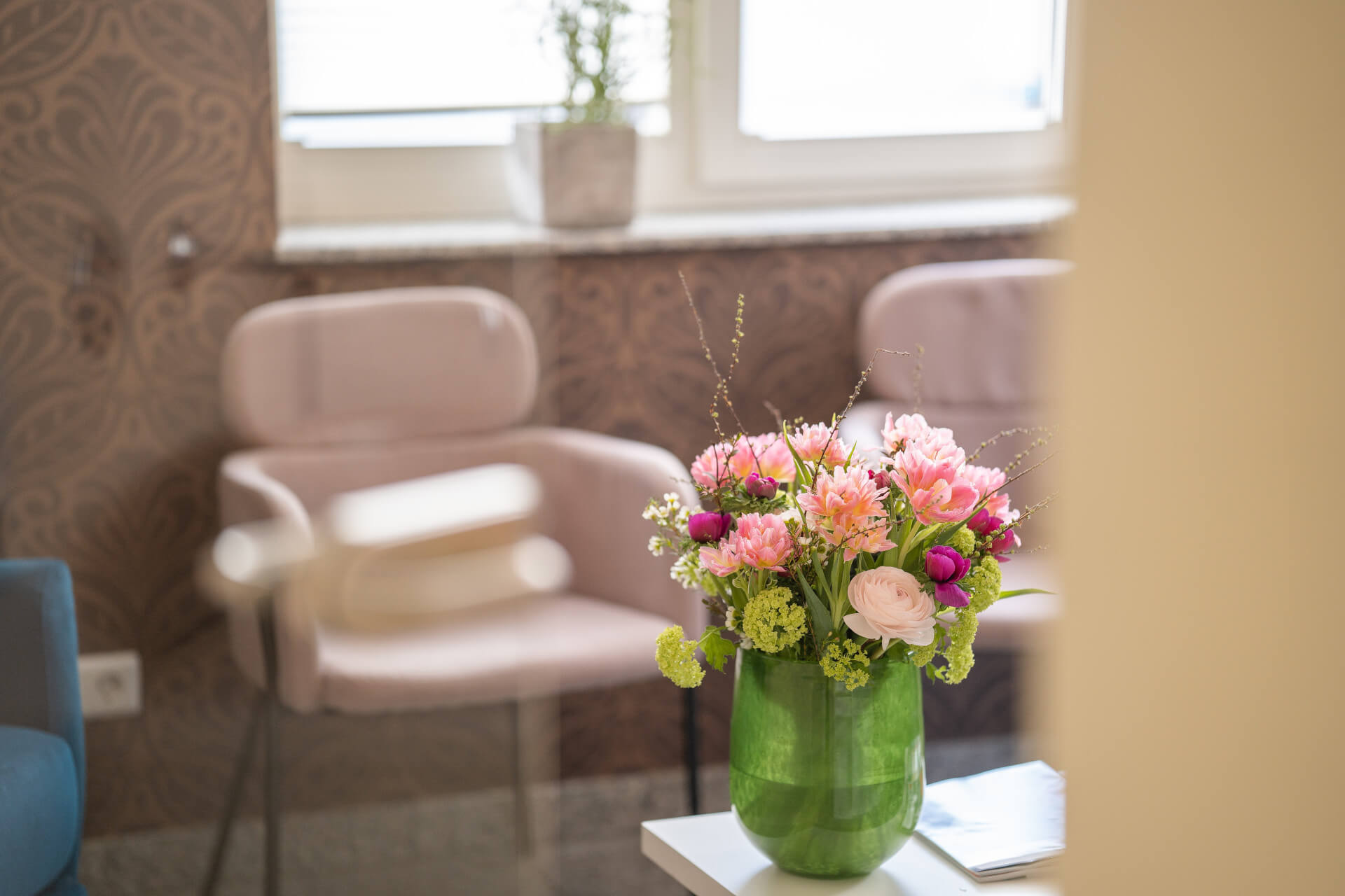 Wartezimmer beim Zahnarzt in Bergisch Gladbach